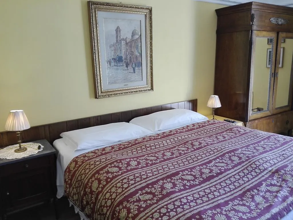 Villa Torretta Varenna 3*,  Italy