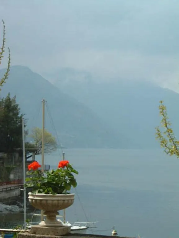 Villa Torretta Varenna 3*,  Italy