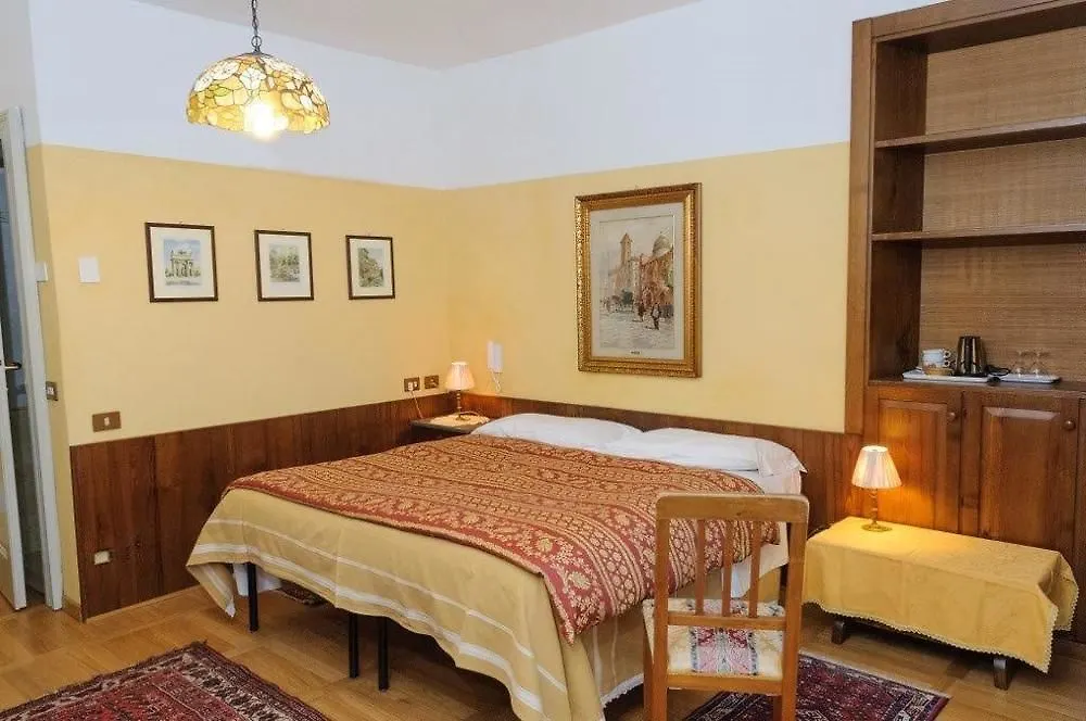 Villa Torretta Varenna Guest house